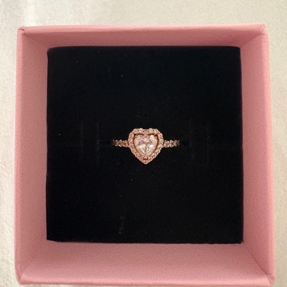 Pandora promise ring - Picture 1 of 5